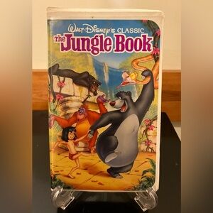 *SOLD* Disney VHS Tapes - Classics Bundle